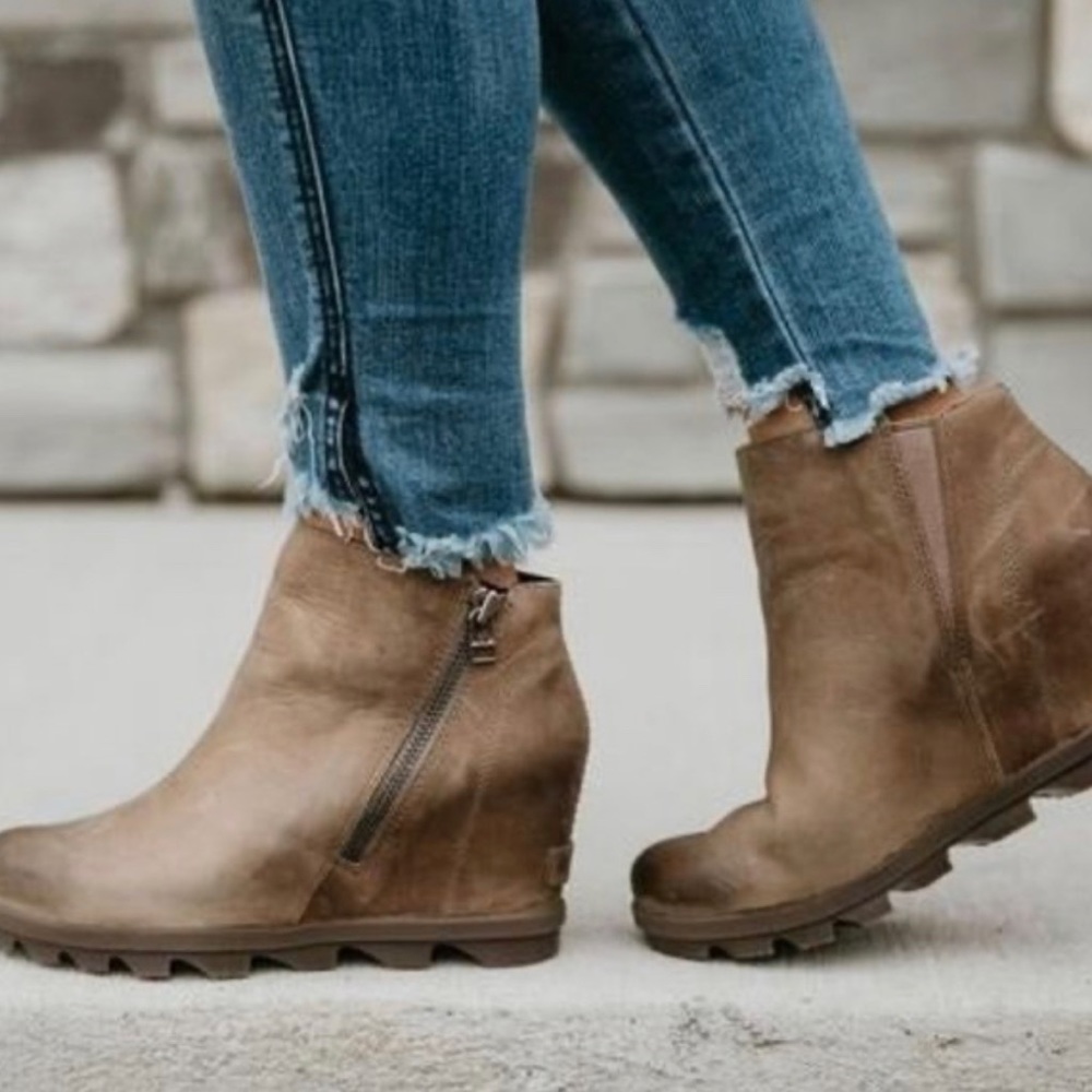 COPY - Sorel Joan of Arctic Size 7 Brown Boots